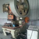 []出售12年浙江125吨压力机J21-125